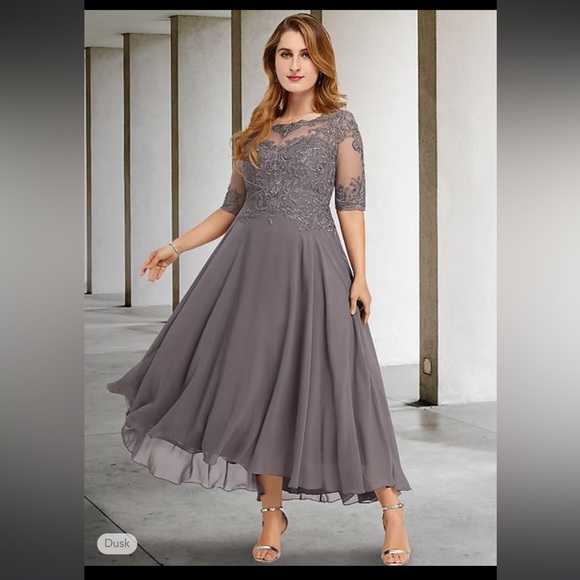 Exclusive elegant women dress - Picture 1 of 14